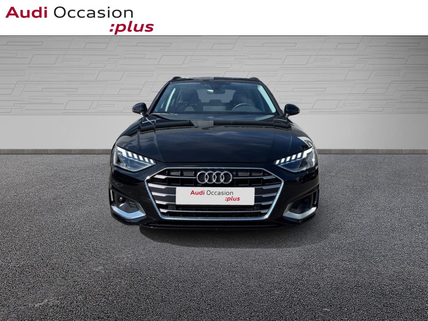 Voitures occasions Audi A4 Avant Business line Saint-Thibault-des-Vignes