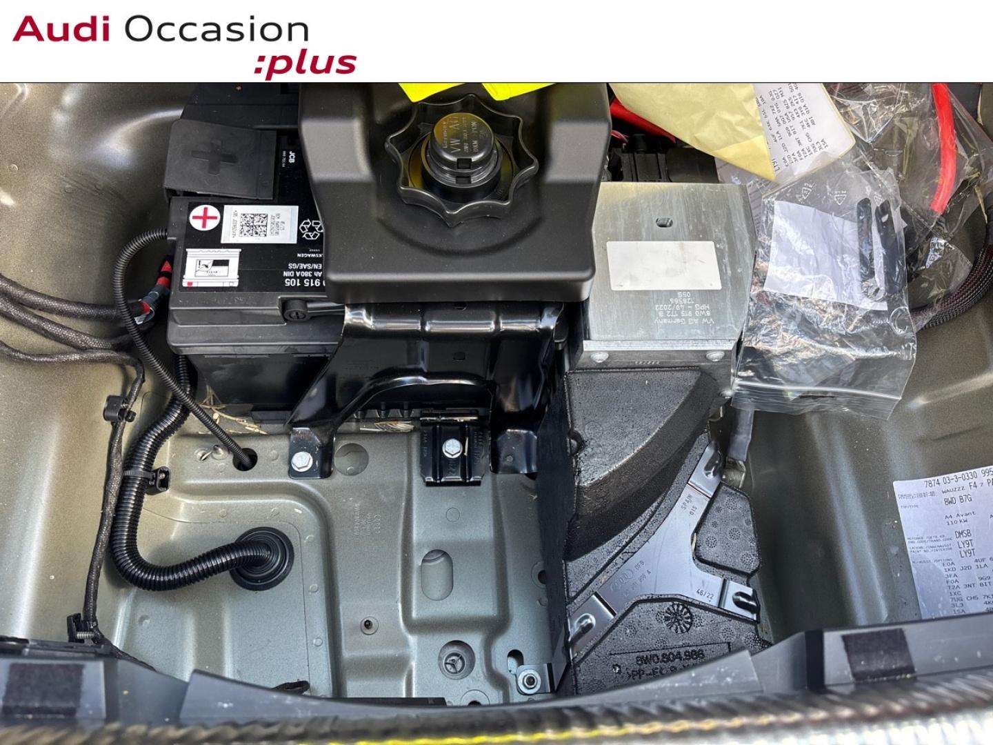 Voitures occasions Audi A4 Avant Business line Saint-Thibault-des-Vignes