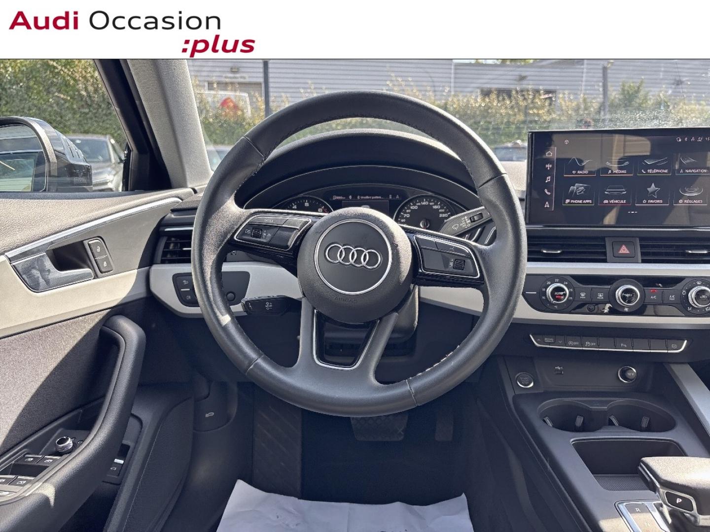 Voitures occasions Audi A4 Avant Business line Saint-Thibault-des-Vignes