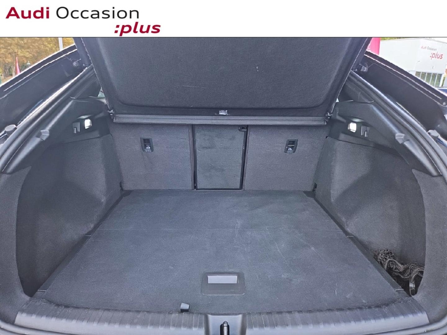 Voitures occasions Audi Q4 Sportback e-tron S line Saint-Thibault-des-Vignes