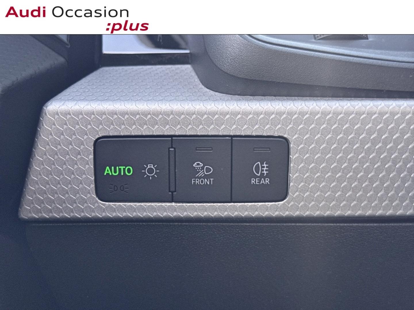 Voitures occasions Audi A1 Sportback S line Saint-Thibault-des-Vignes
