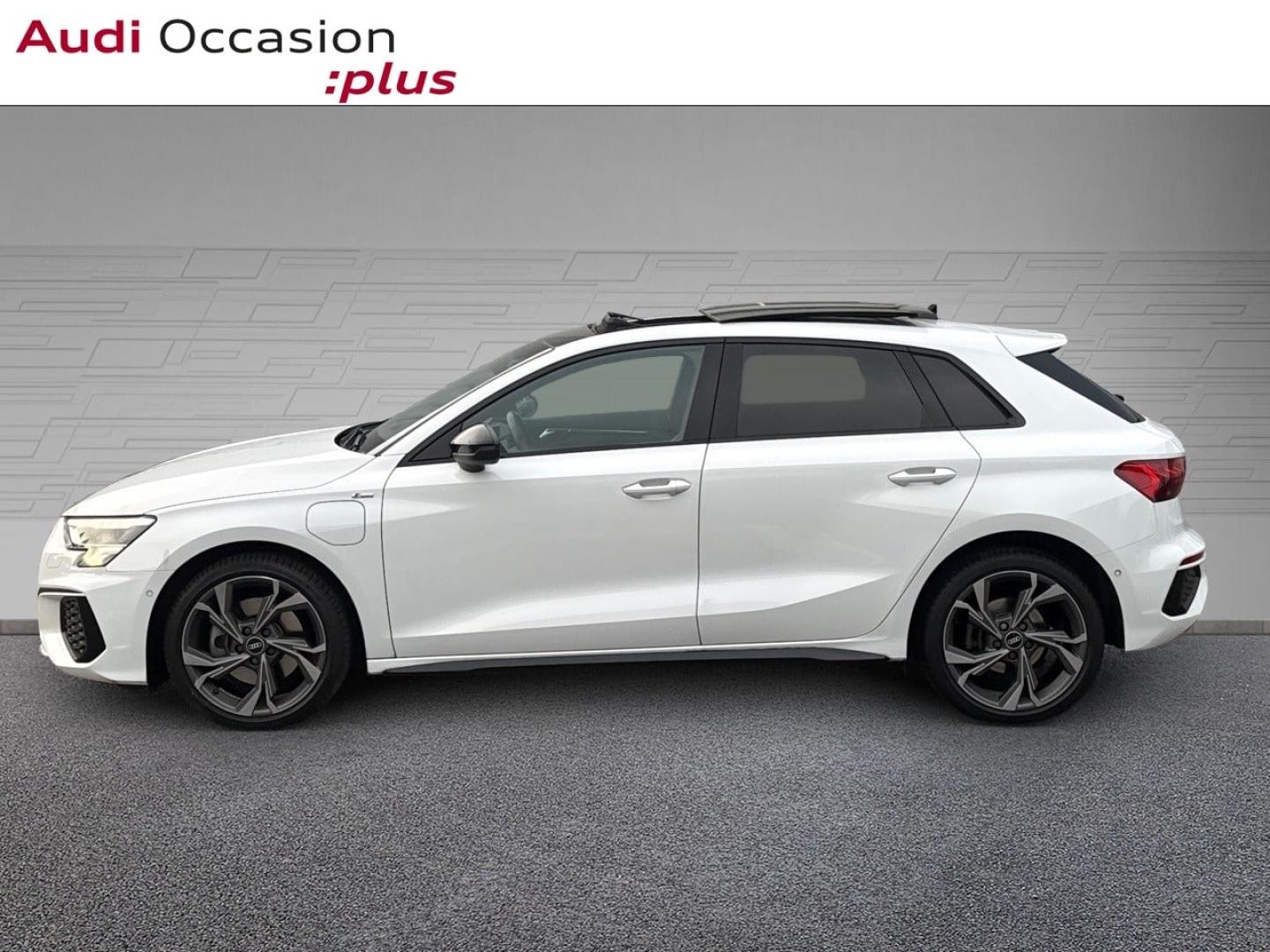 Voitures occasions Audi A3 Sportback S line Saint-Thibault-des-Vignes