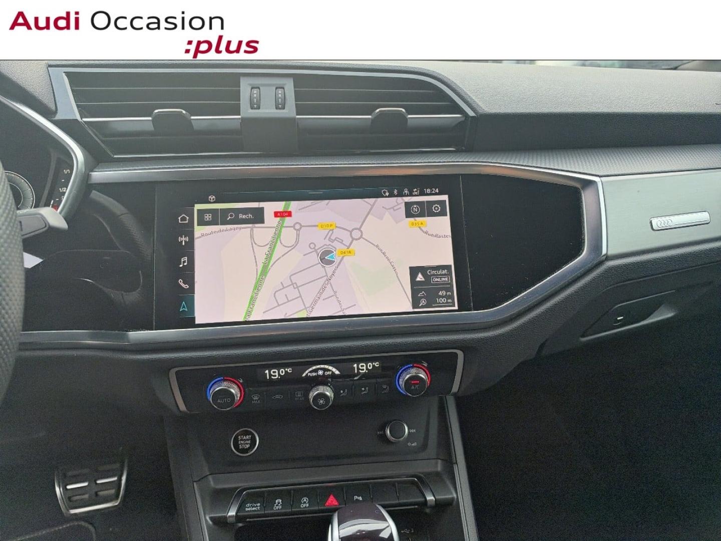 Voitures occasions Audi Q3 S line Saint-Thibault-des-Vignes