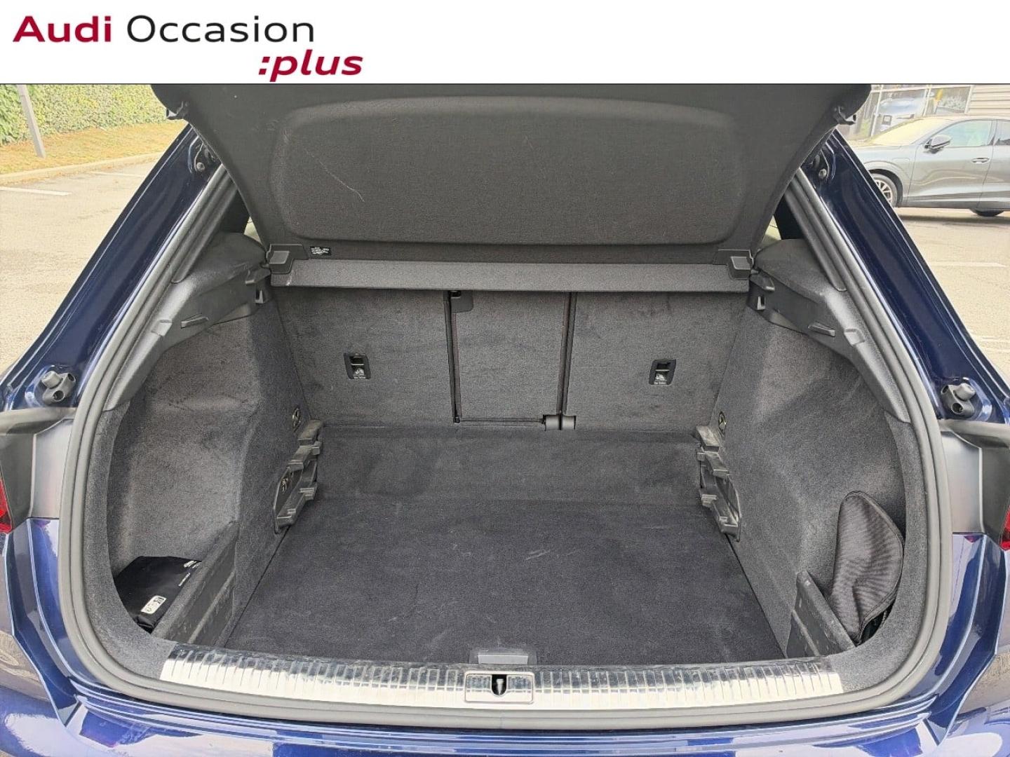 Voitures occasions Audi Q3 S line Saint-Thibault-des-Vignes