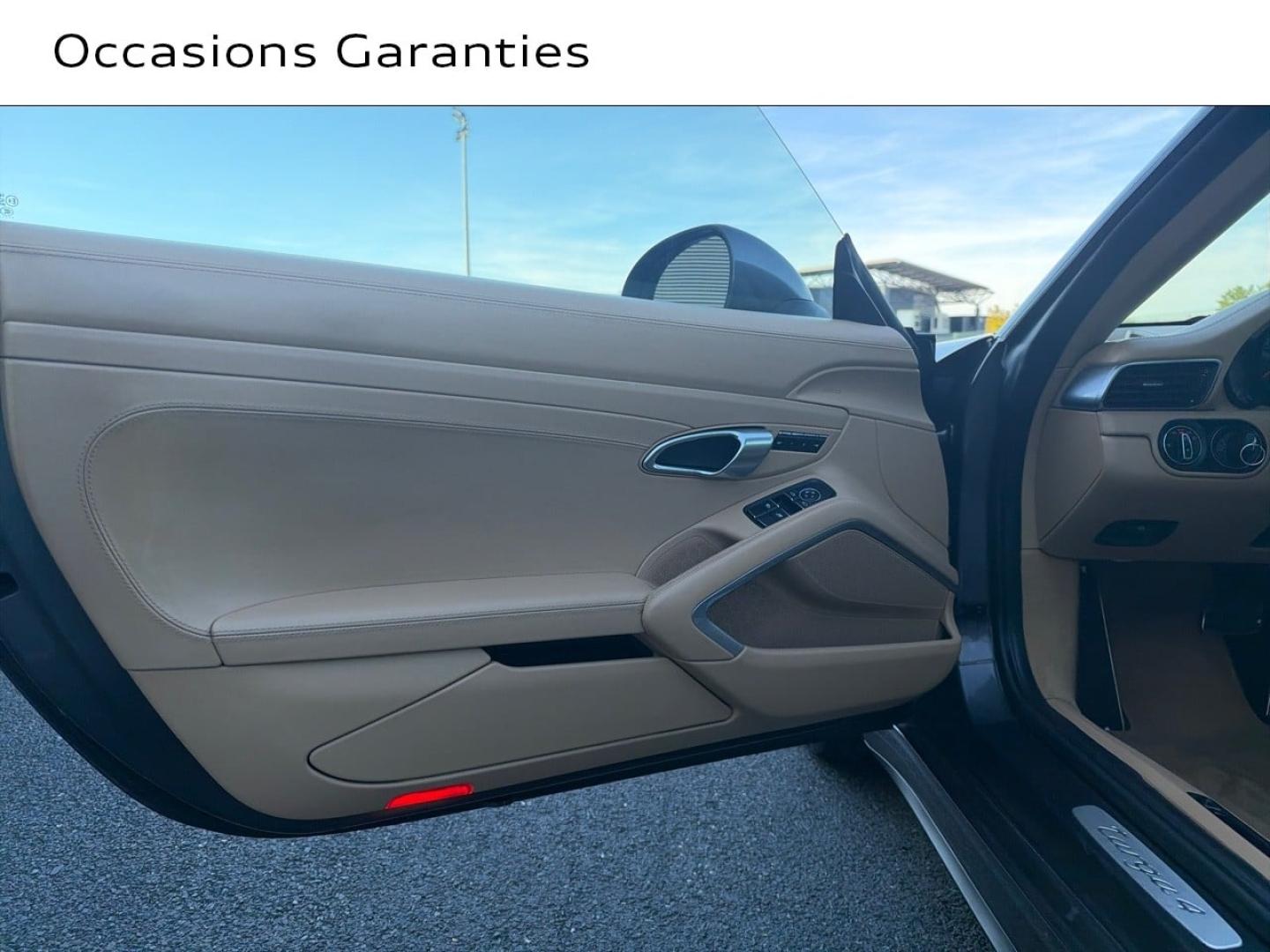 Voitures occasions PORSCHE 911 Targa Targa 4 Saint-Thibault-des-Vignes