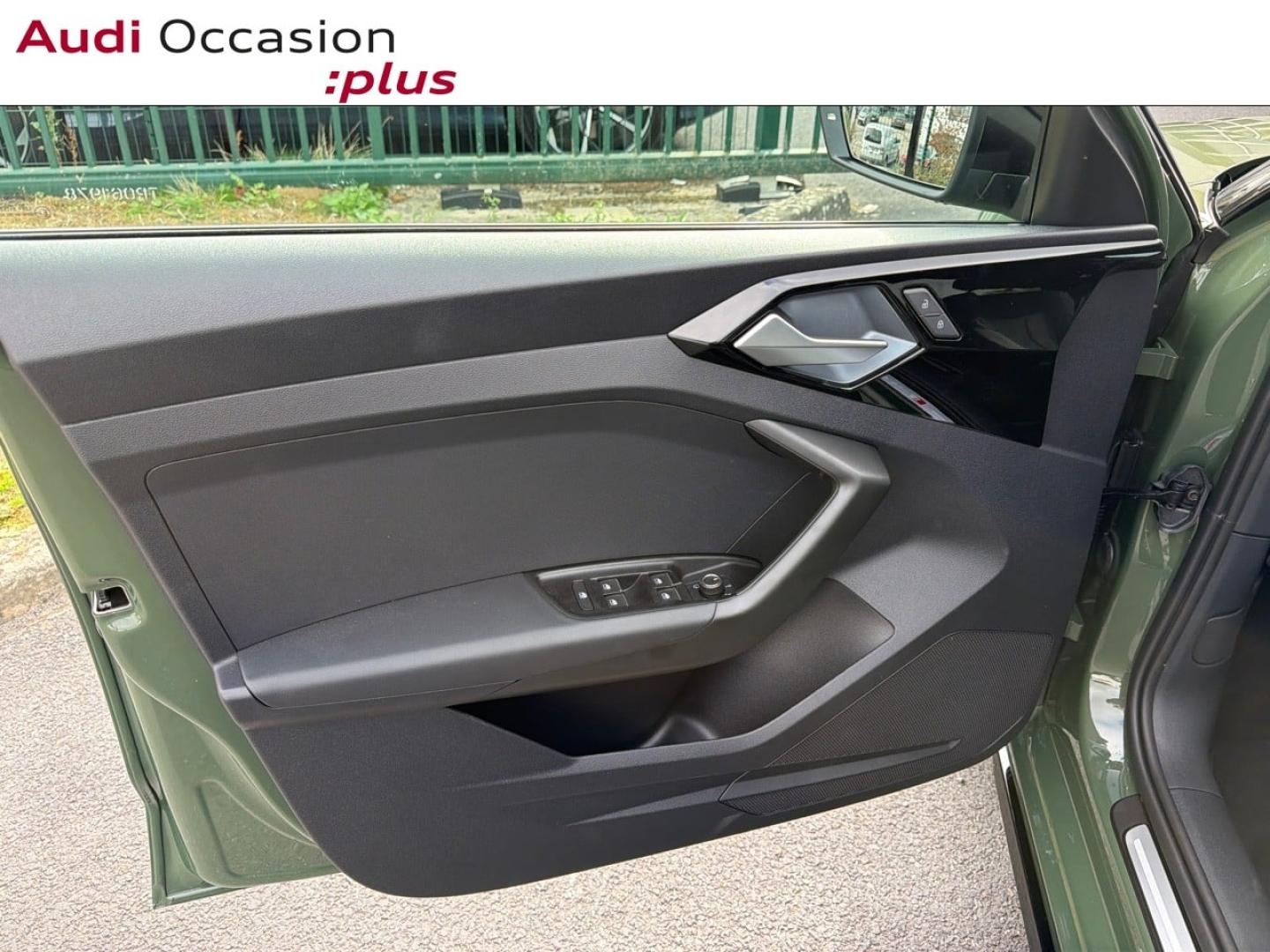 Voitures occasions Audi A1 Sportback S line Saint-Thibault-des-Vignes