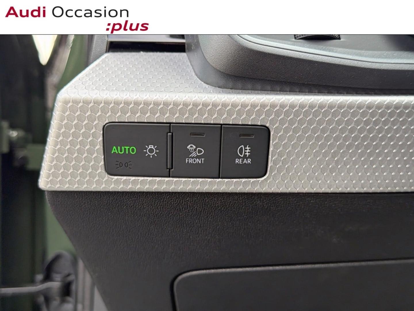 Voitures occasions Audi A1 Sportback S line Saint-Thibault-des-Vignes