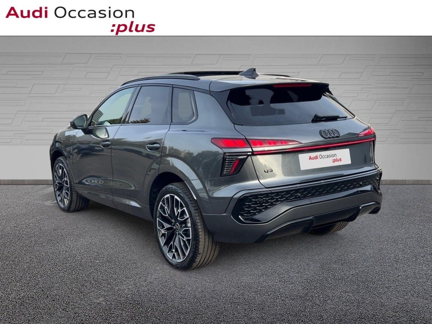 Voitures occasions Audi Q3 S line Saint-Thibault-des-Vignes