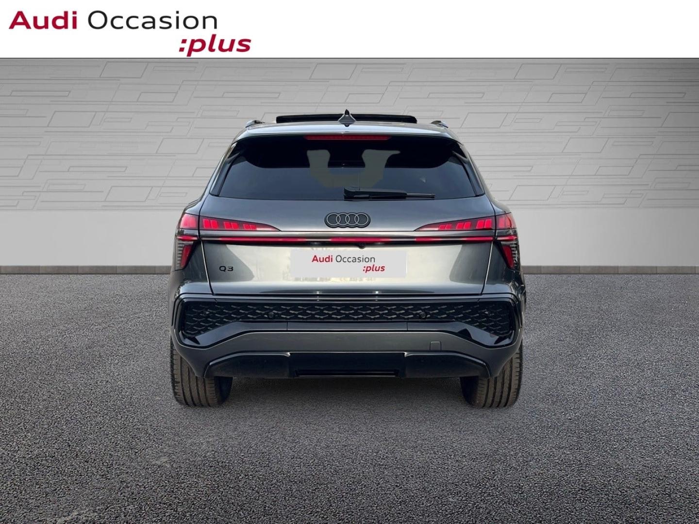 Voitures occasions Audi Q3 S line Saint-Thibault-des-Vignes