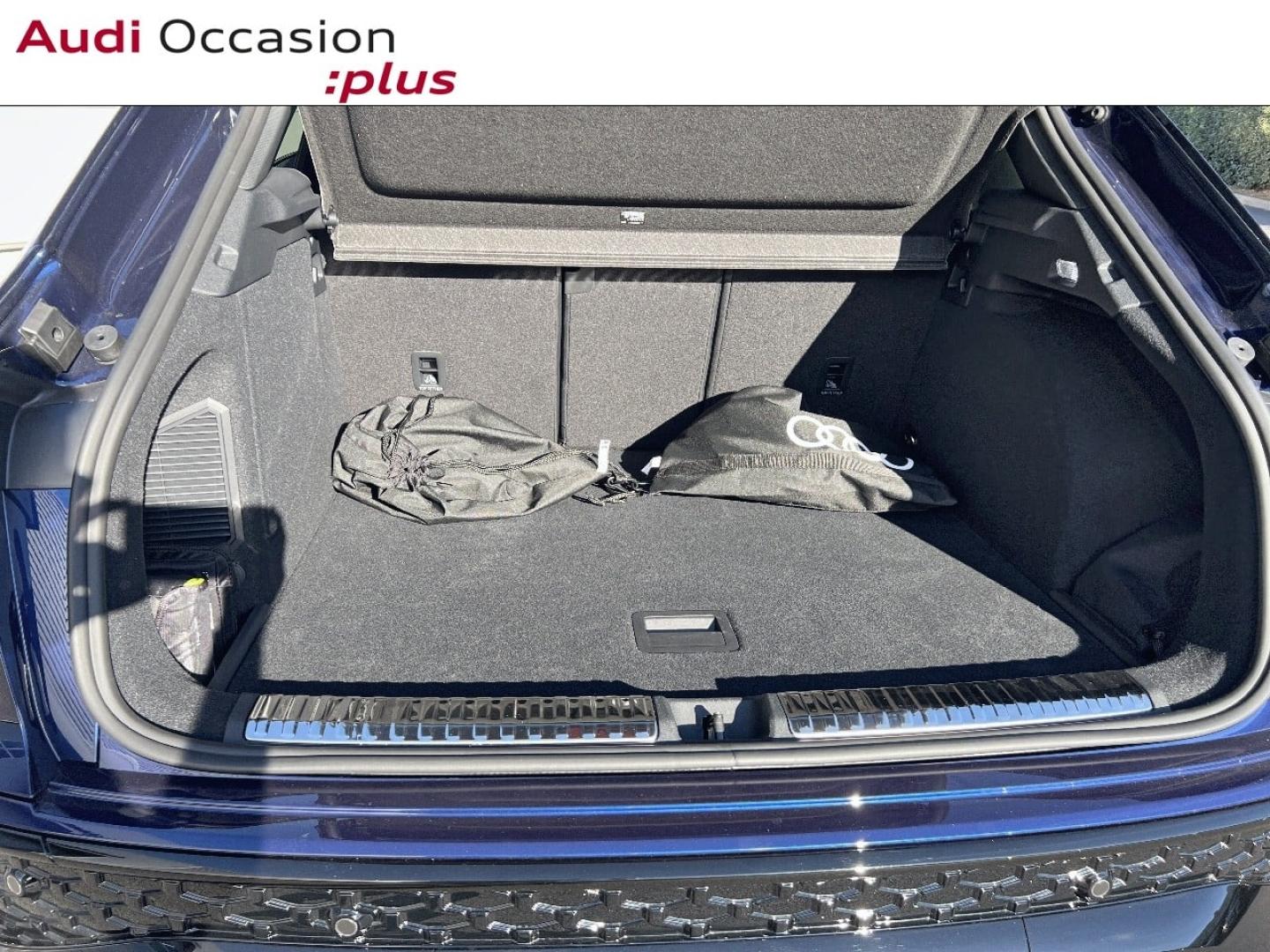 Voitures occasions Audi Q3 S line Saint-Thibault-des-Vignes
