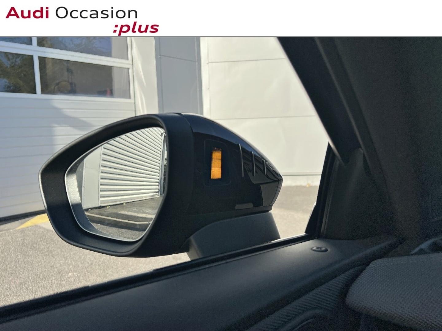 Voitures occasions Audi Q3 S line Saint-Thibault-des-Vignes
