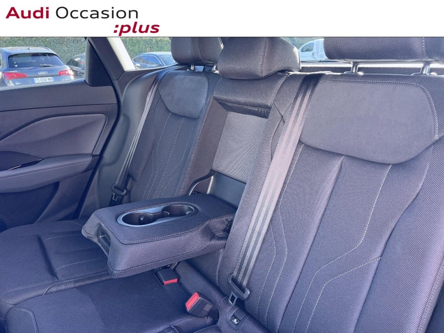 Voitures occasions Audi Q3 S line Saint-Thibault-des-Vignes