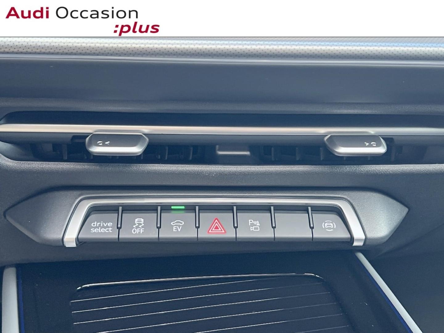 Voitures occasions Audi Q3 Advanced Saint-Thibault-des-Vignes
