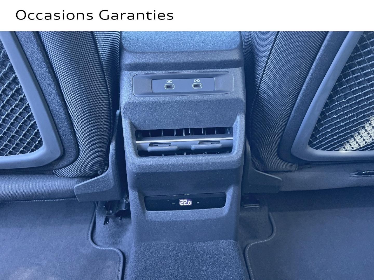 Voitures occasions Audi Q3 Advanced Saint-Thibault-des-Vignes