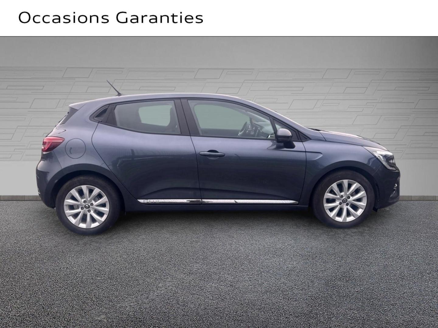 Voitures occasions RENAULT CLIO Zen Saint-Thibault-des-Vignes