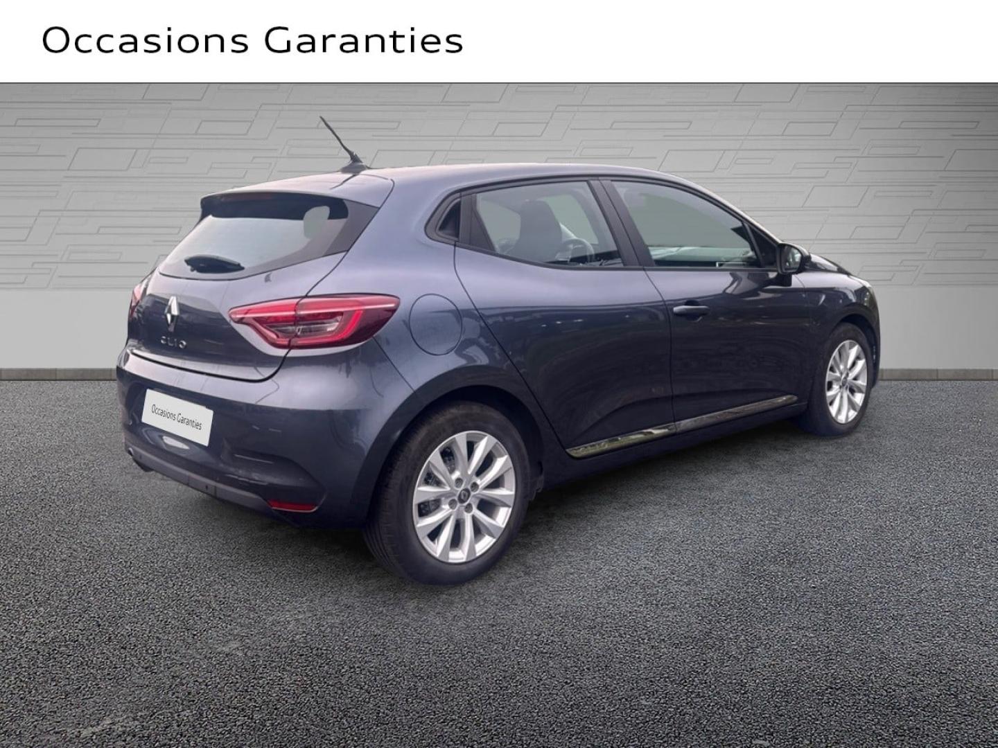 Voitures occasions RENAULT CLIO Zen Saint-Thibault-des-Vignes