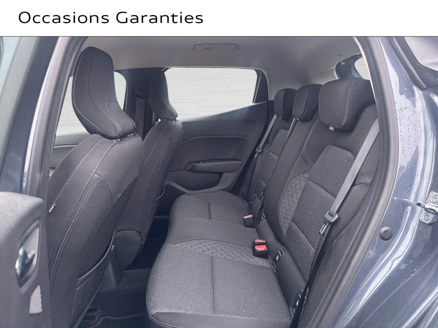 Voitures occasions RENAULT CLIO Zen Saint-Thibault-des-Vignes