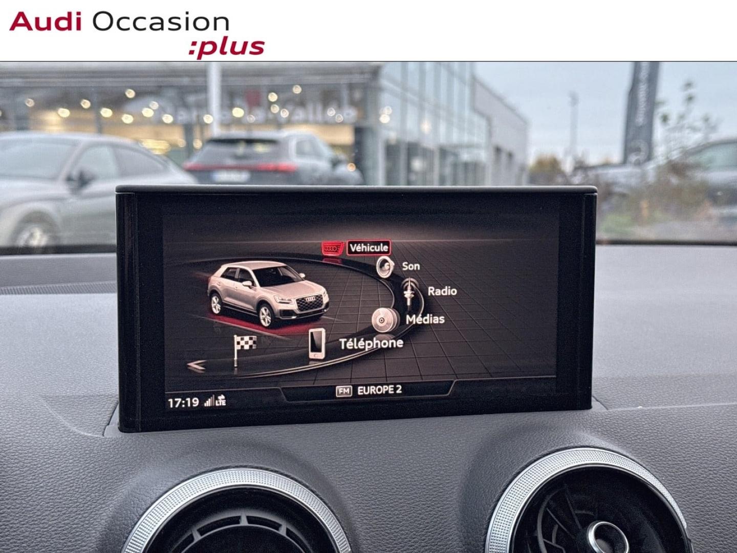 Voitures occasions Audi Q2 Advanced Saint-Thibault-des-Vignes