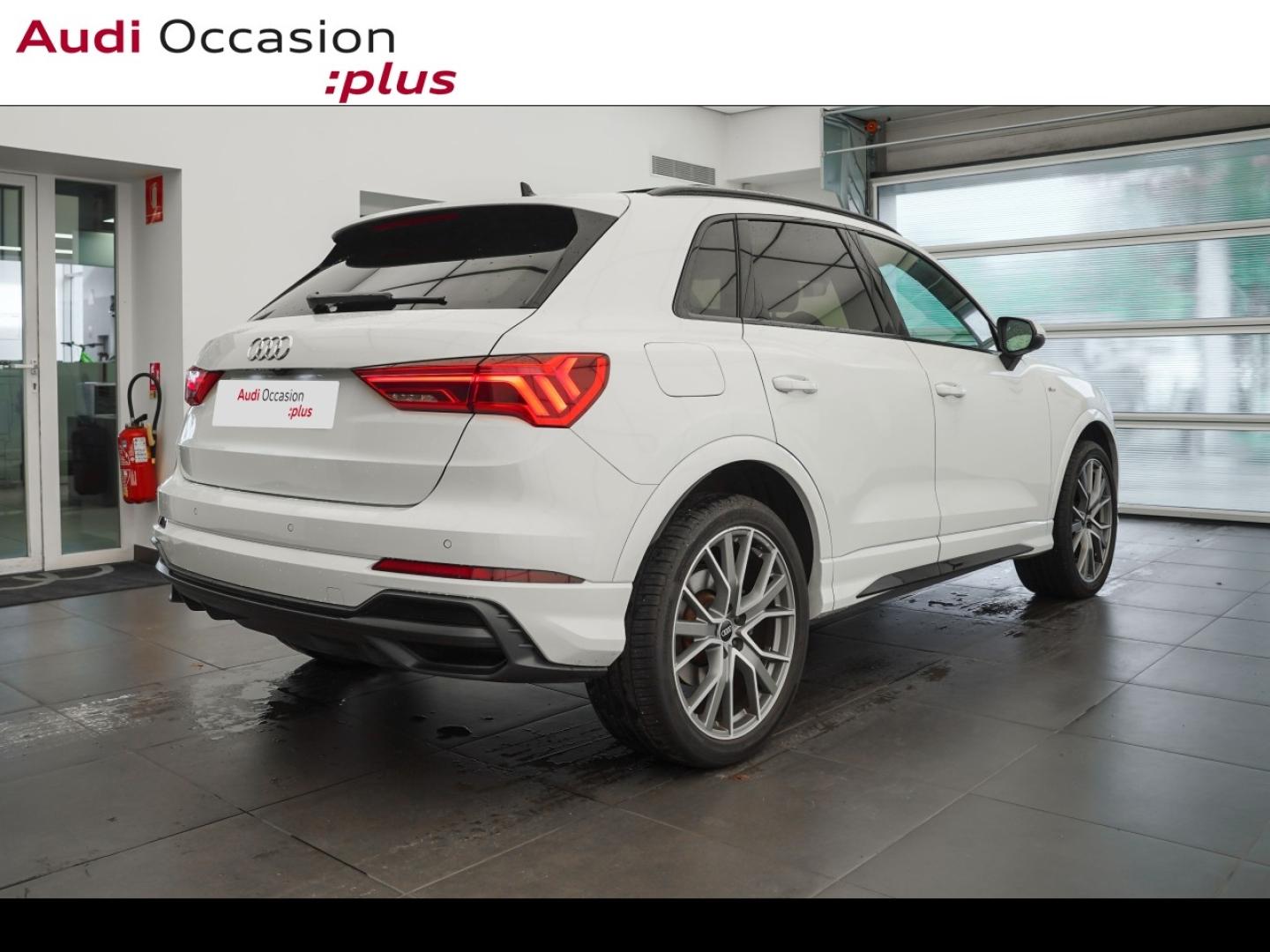 Voitures occasions Audi Q3 S line Montigny-le-Bretonneux