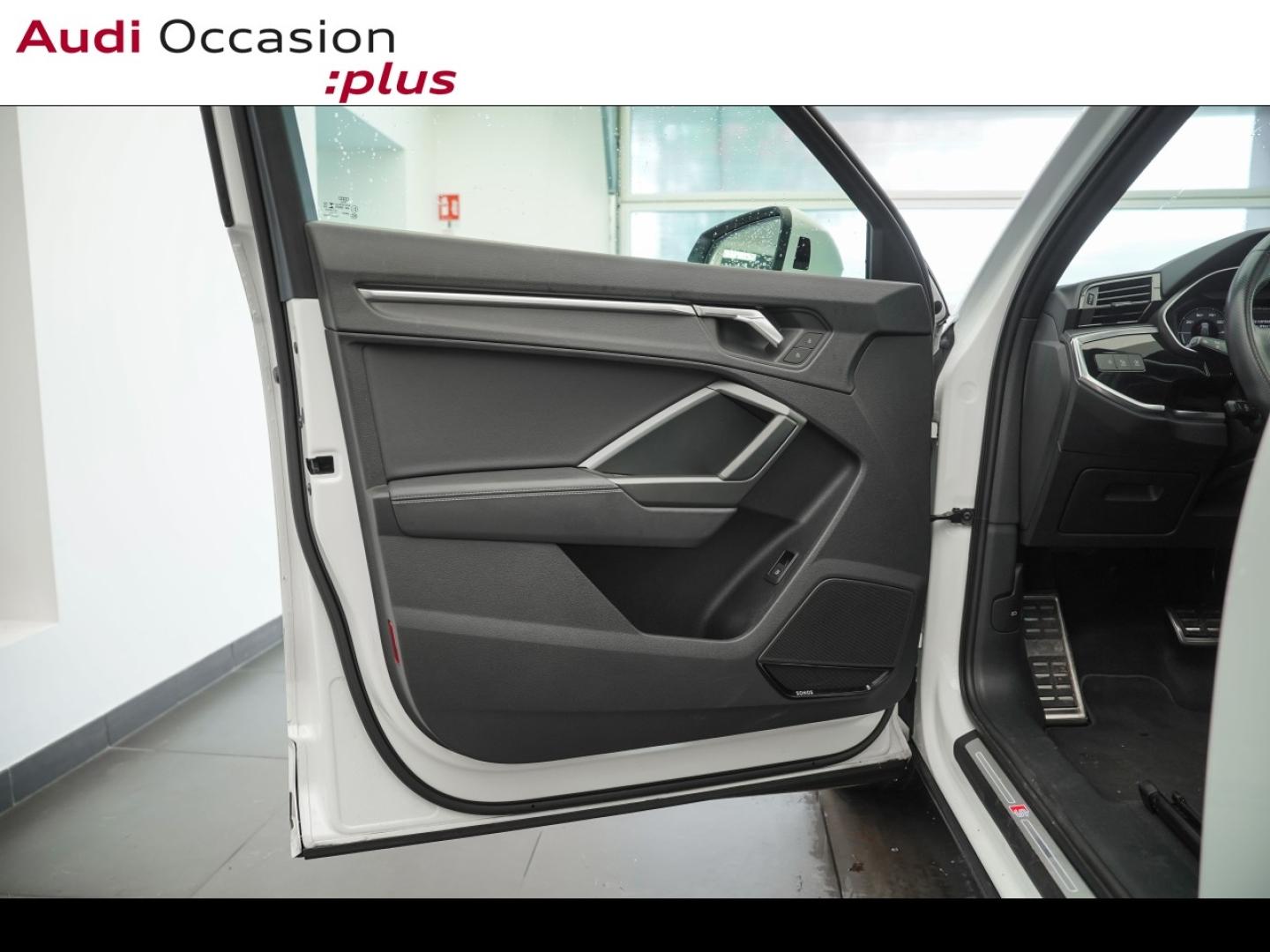 Voitures occasions Audi Q3 S line Montigny-le-Bretonneux