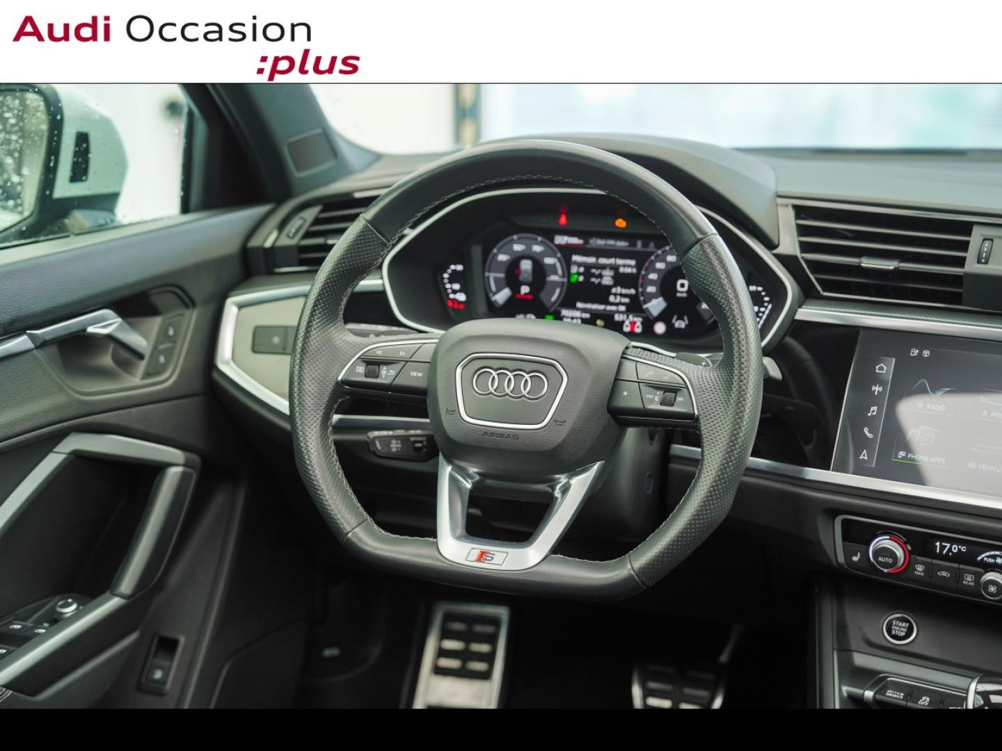 Voitures occasions Audi Q3 S line Montigny-le-Bretonneux