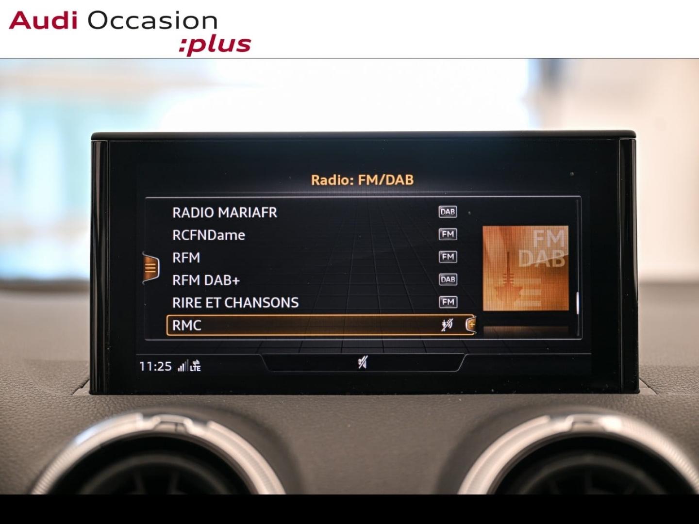 Voitures occasions Audi Q2 S line Montigny-le-Bretonneux