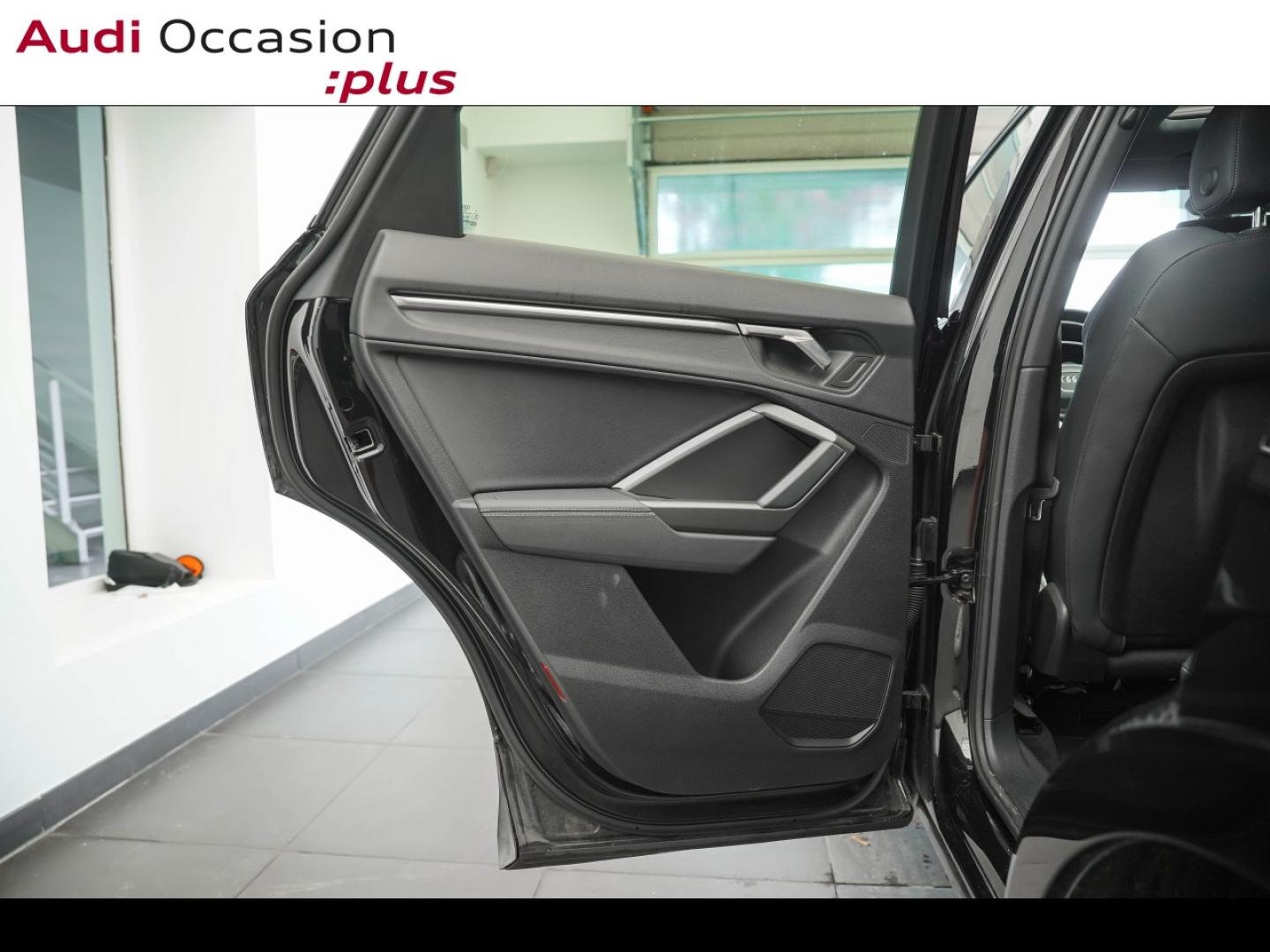 Voitures occasions Audi Q3 S line Montigny-le-Bretonneux