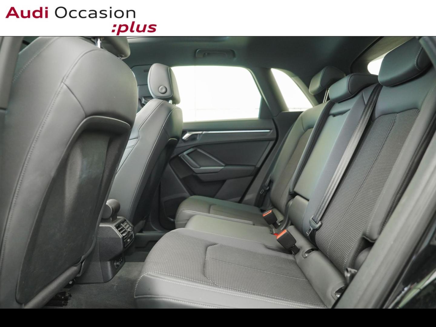 Voitures occasions Audi Q3 S line Montigny-le-Bretonneux