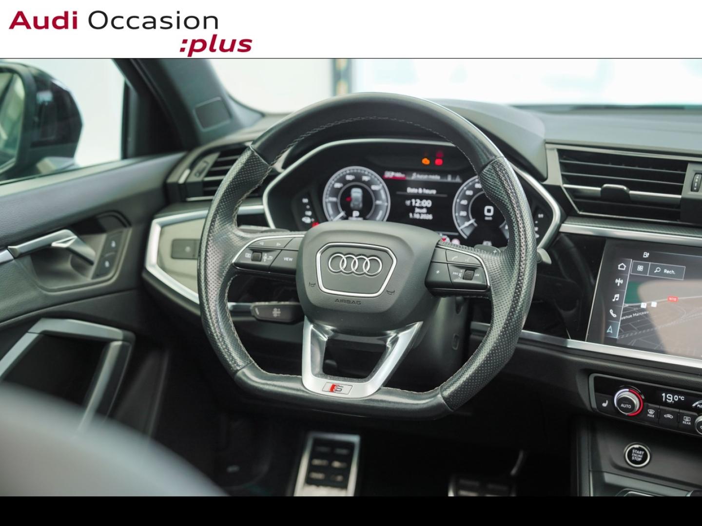 Voitures occasions Audi Q3 S line Montigny-le-Bretonneux