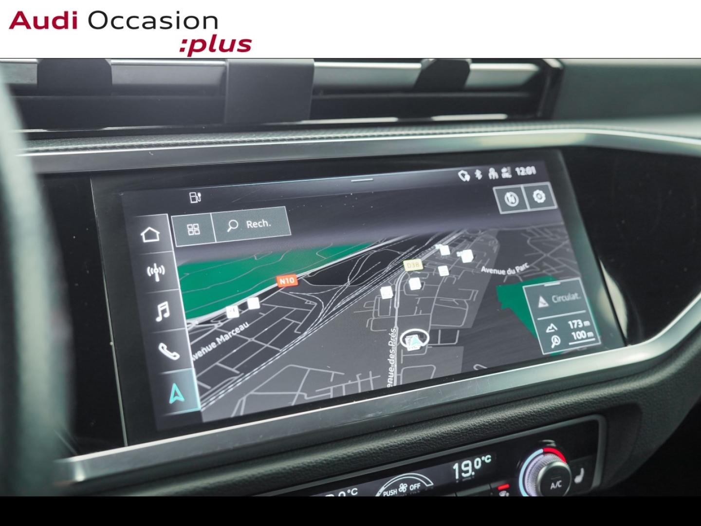 Voitures occasions Audi Q3 S line Montigny-le-Bretonneux