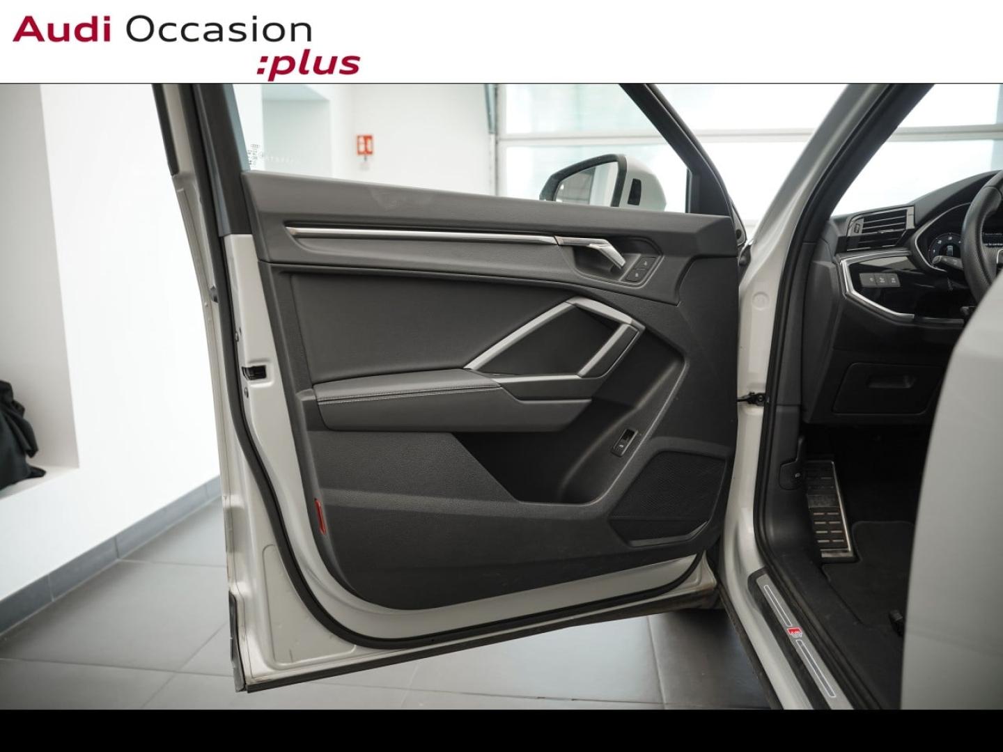 Voitures occasions Audi Q3 Sportback S line Montigny-le-Bretonneux