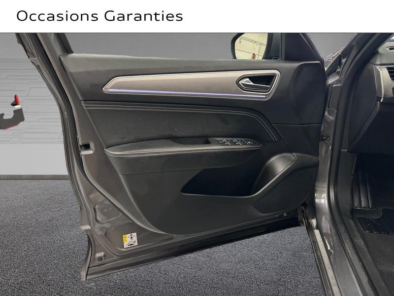 Voitures occasions RENAULT Arkana Techno Montigny-le-Bretonneux