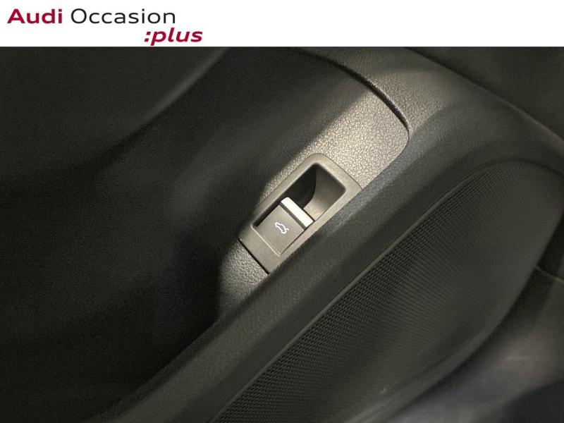 Voitures occasions Audi A4 Avant S Edition Montigny-le-Bretonneux