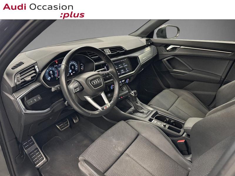 Voitures occasions Audi Q3 S line Montigny-le-Bretonneux