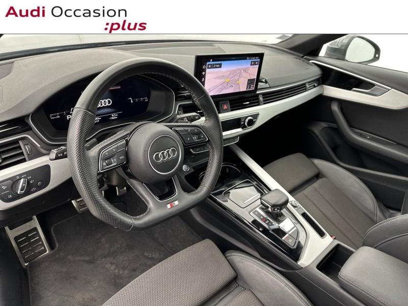 Voitures occasions Audi A4 Avant S line Montigny-le-Bretonneux