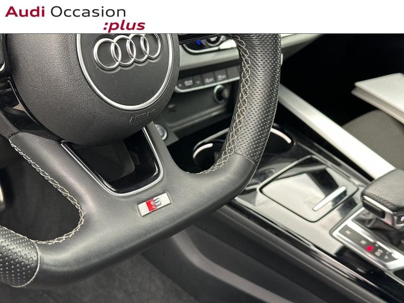 Voitures occasions Audi A4 Avant S line Montigny-le-Bretonneux
