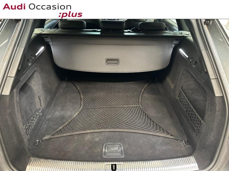 Voitures occasions Audi A4 Avant S line Montigny-le-Bretonneux