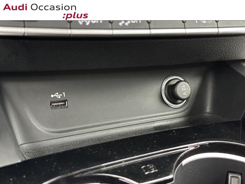 Voitures occasions Audi A4 Avant S line Montigny-le-Bretonneux