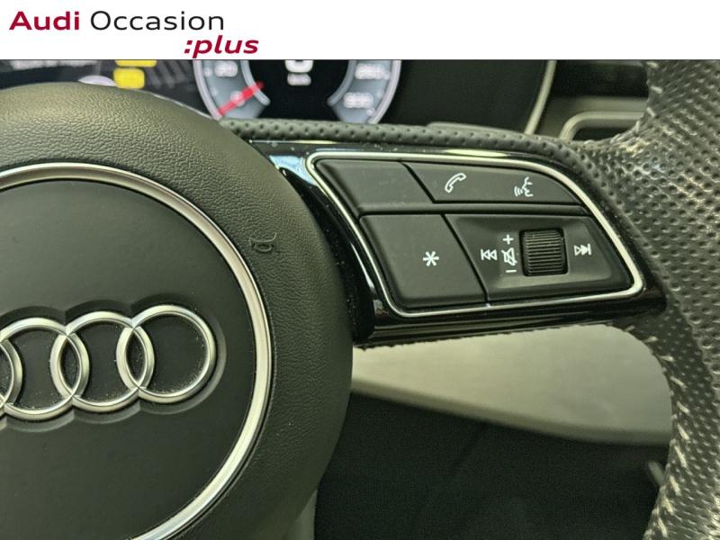 Voitures occasions Audi A4 Avant S line Montigny-le-Bretonneux