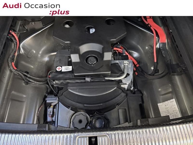 Voitures occasions Audi A4 Avant S line Montigny-le-Bretonneux