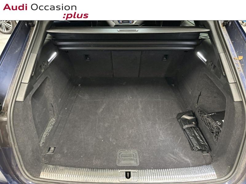 Voitures occasions Audi A4 Avant S line Montigny-le-Bretonneux