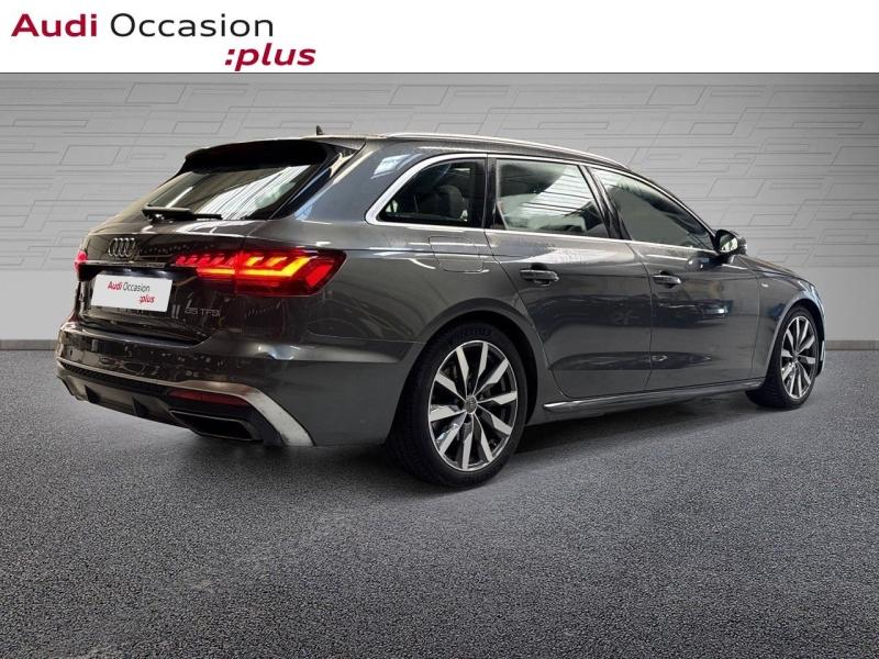 Voitures occasions Audi A4 Avant S line Montigny-le-Bretonneux