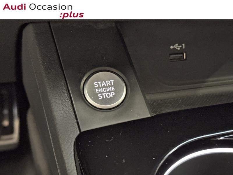 Voitures occasions Audi A4 Avant S line Montigny-le-Bretonneux