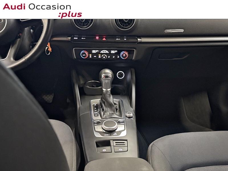 Voitures occasions Audi A3 Berline Business line Montigny-le-Bretonneux