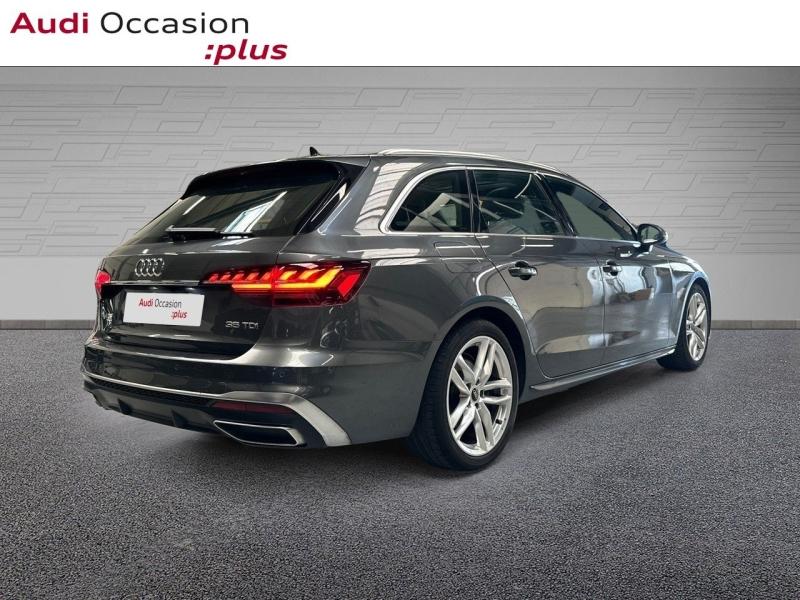 Voitures occasions Audi A4 Avant S line Montigny-le-Bretonneux