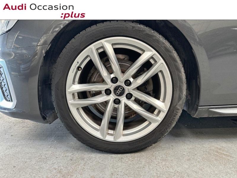 Voitures occasions Audi A4 Avant S line Montigny-le-Bretonneux