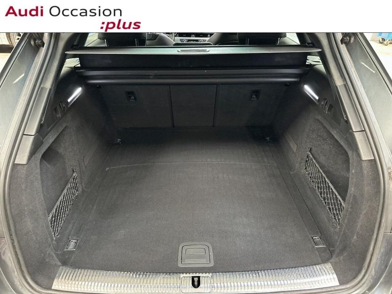 Voitures occasions Audi A4 Avant S line Montigny-le-Bretonneux