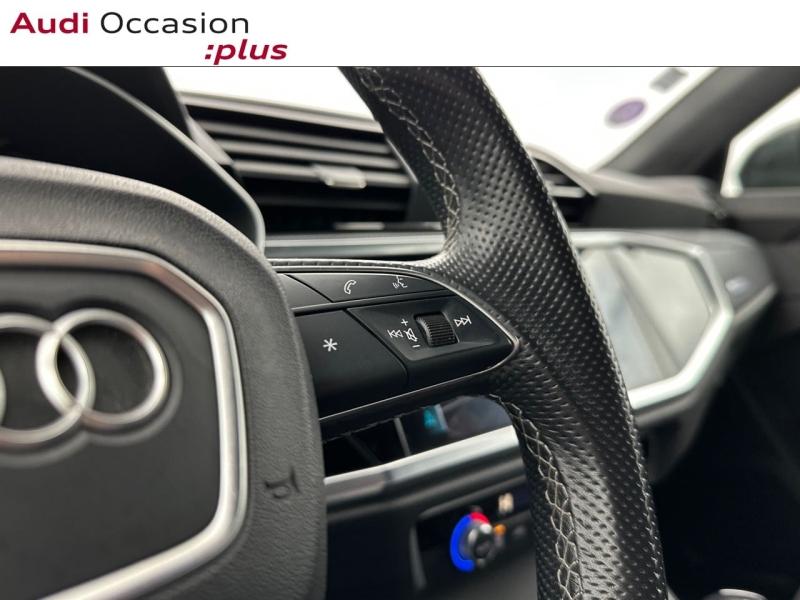 Voitures occasions Audi Q3 S line Montigny-le-Bretonneux