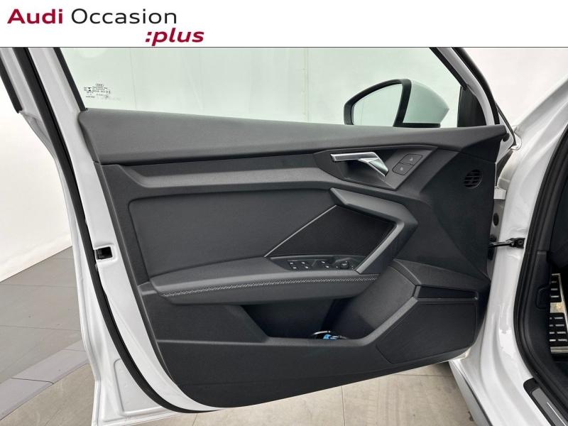 Voitures occasions Audi A3 Sportback S line Montigny-le-Bretonneux