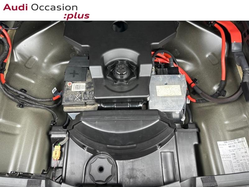 Voitures occasions Audi A4 Avant S line Montigny-le-Bretonneux